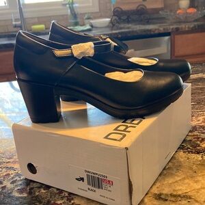 Dream Pairs Women's Classic Black Heels